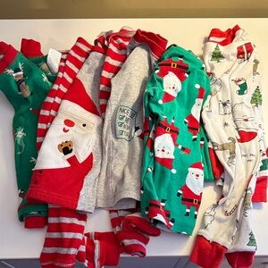 Festive Santa Kids 2-piece Pajama set (set of 5)